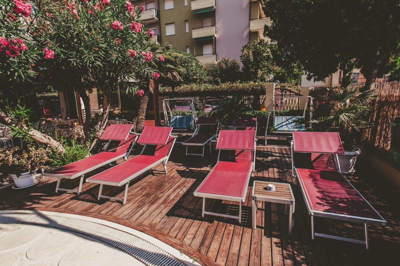 Ligure Residence ปิเอตราลิกูเร ภายนอก รูปภาพ