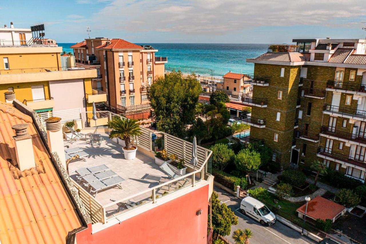 Ligure Residence ปิเอตราลิกูเร ภายนอก รูปภาพ